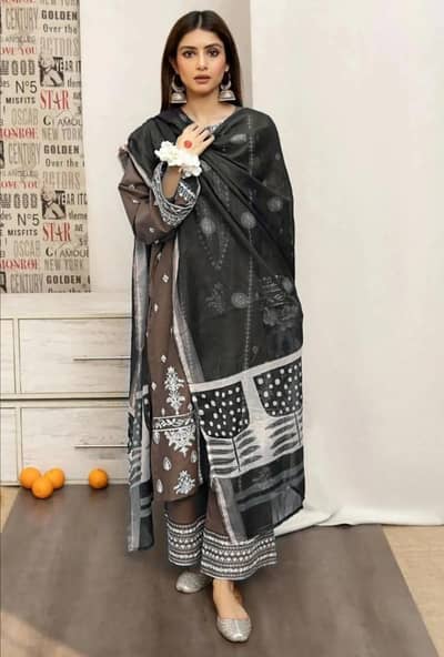 Lawn - 3-Piece Women’s Unstitched Embroidered Lawn Suit – Brown