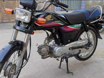 Honda cd 70 2017 original bike saf condition hyderabad number