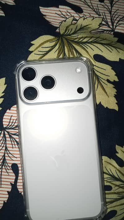 17 pro max 03288838831 Whatsapp only