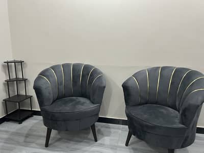 7 sitter sofa with table and rug