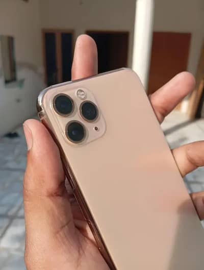 iPhone 11 pro max factory unlocked