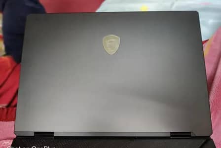 MSI Raider 18 Ai Ultra 9 285HX Rtx 5090 24 GB