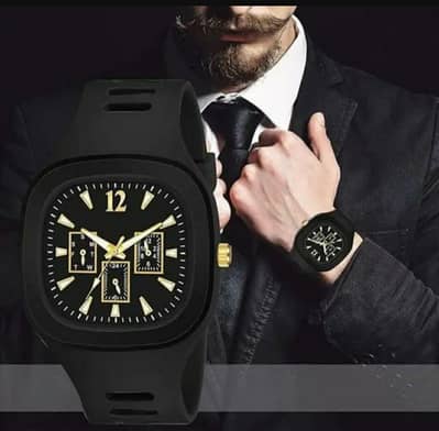 Man Black Silicon Analogue  Watch with Gold Accents