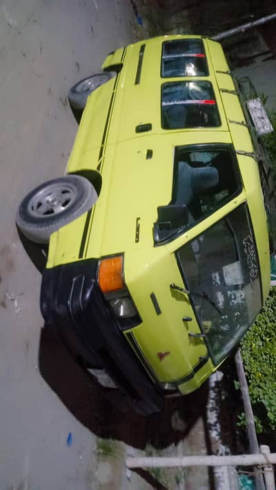 Mitsubishi L300 for sale or exchange with bolan hiroof 03315353633