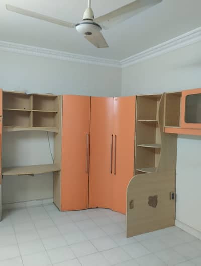 House Of 250 Square Yards Available In Clifton - Block 5