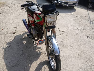 i want to sale my honda 125 bike like new no any work requier