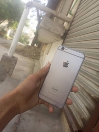 Iphone 6 in brand new condition