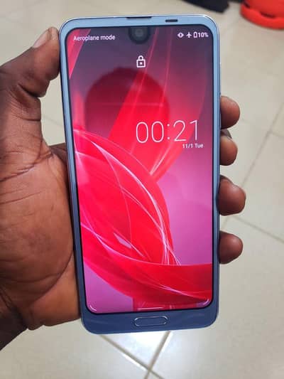 Aquos r2 best for gaming,,,,,,,, color black 