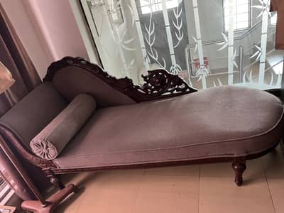 I’m selling used Dewan