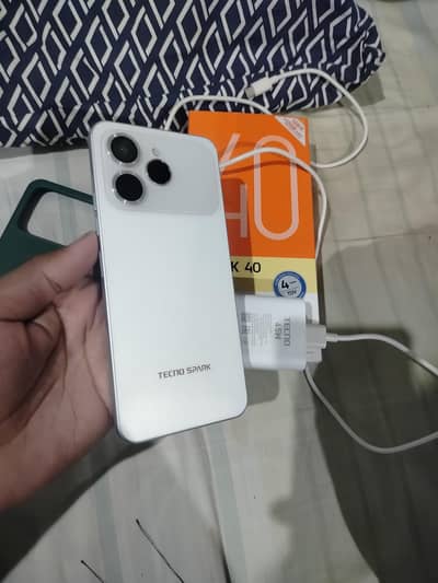 Tecno Spark 40 6/128 10/10