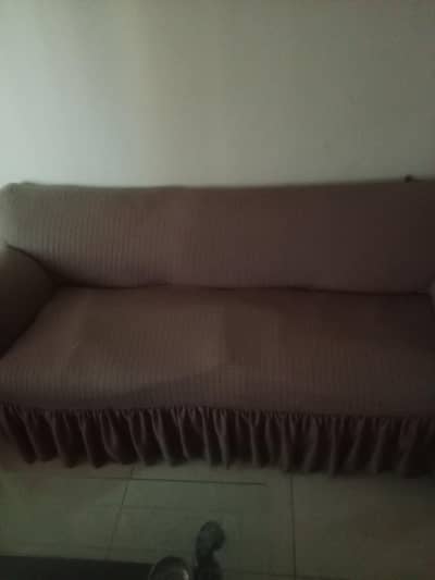 5 seater excellent condition
