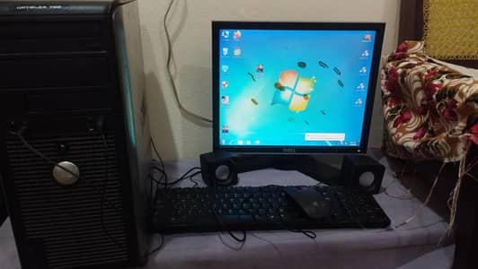 core 2 dou with lcd+keyboard+mouse+speaker in working condition