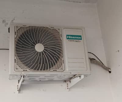 hisense 1.5 ton ineverter heat & Cool 0301-7011352 Fakhar Imam