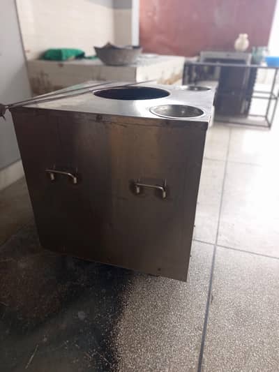 تندور ان سٹیل باڈی