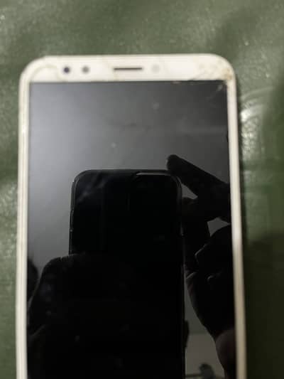 Huawei Y7 Prime 2018 available in good condition