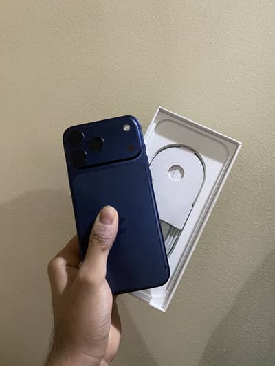 IPHONE 17PROMAX 256GB NON PTA SIMS NON ACTIVE