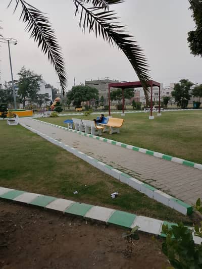 A 200 Square Yards Residential Plot Is Up For Grabs In Scheme 33