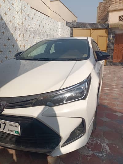 Toyota altis for sale . . 03004744441