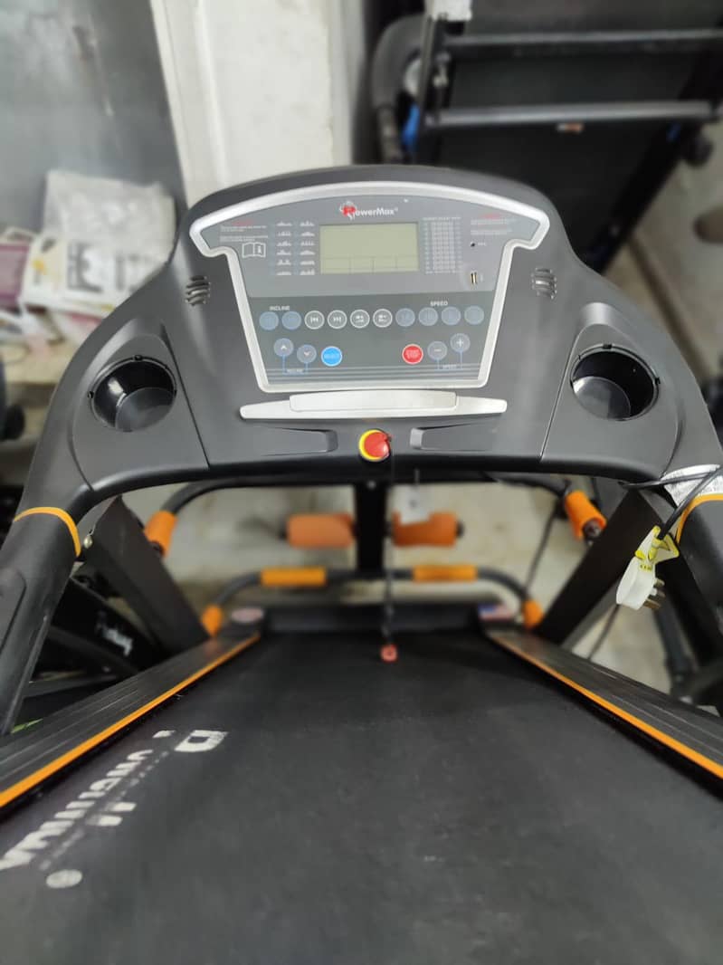 اعلی معیار کی کم استعمال شدہ جم اور فٹنیس مشین موجود ھیں 1