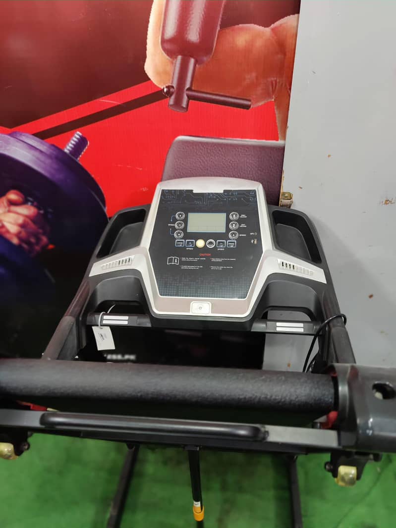 اعلی معیار کی کم استعمال شدہ جم اور فٹنیس مشین موجود ھیں 2