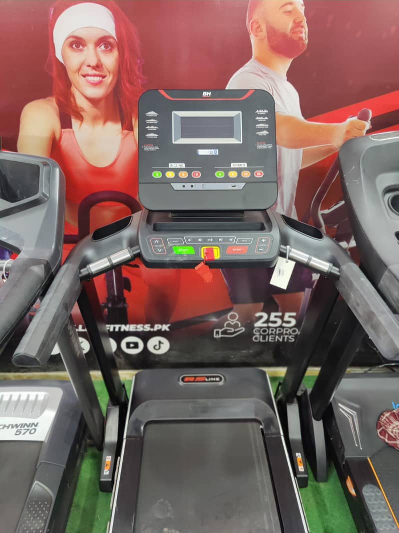 اعلی معیار کی کم استعمال شدہ جم اور فٹنیس مشین موجود ھیں 3