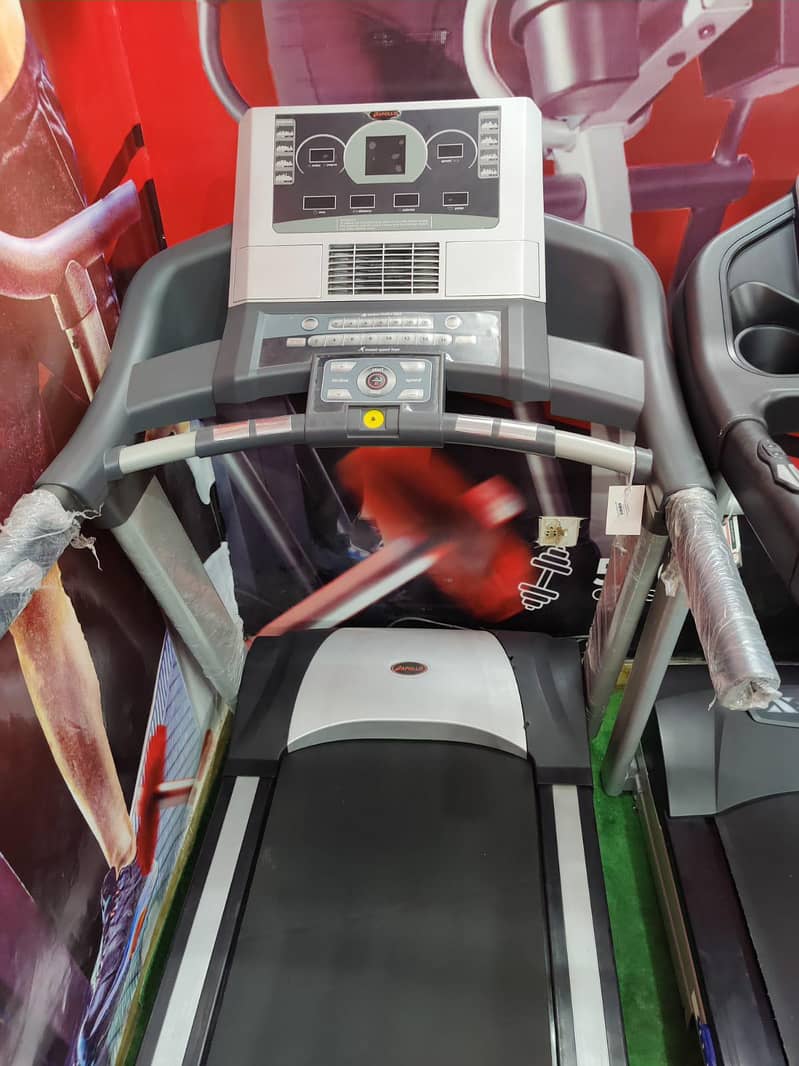 اعلی معیار کی کم استعمال شدہ جم اور فٹنیس مشین موجود ھیں 7