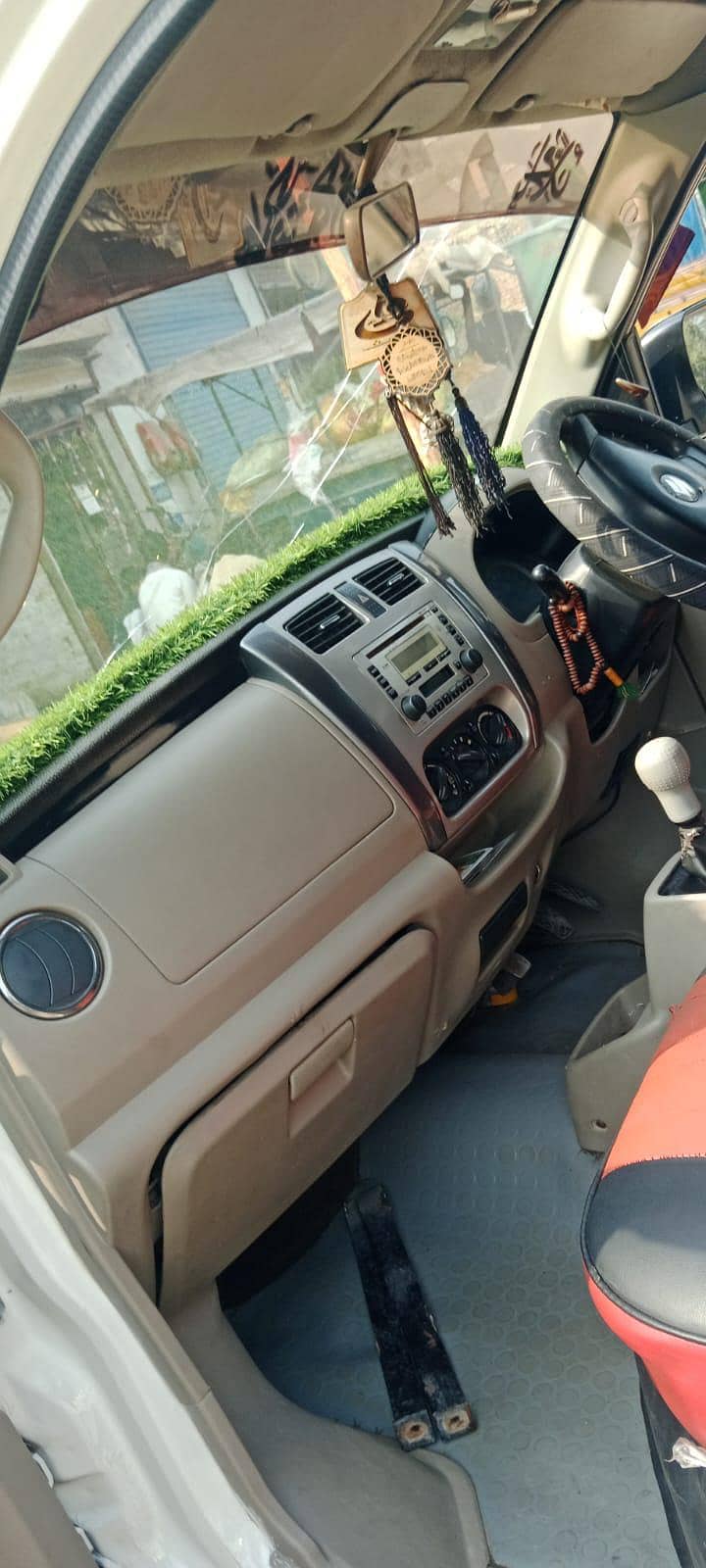 Suzuki APV 2012 Model 6