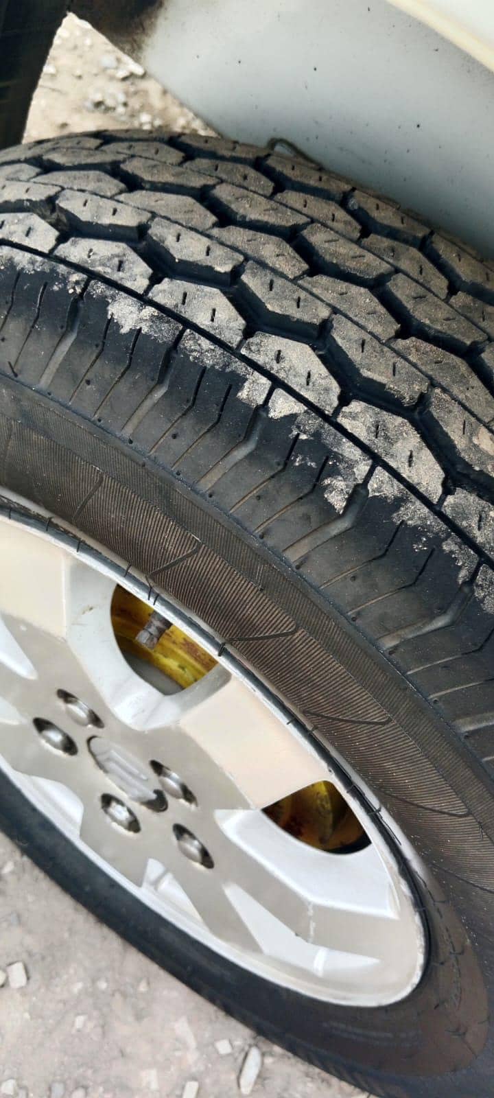 Suzuki APV 2012 Model 11