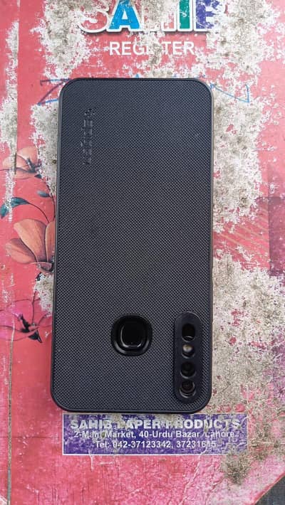 pta Approved ha or used ha mobile bahut acchi condition mein hai