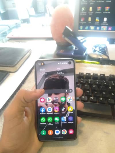 Samsung Galaxy S10e non PTA ha 6/128 ha exchange possible ha
