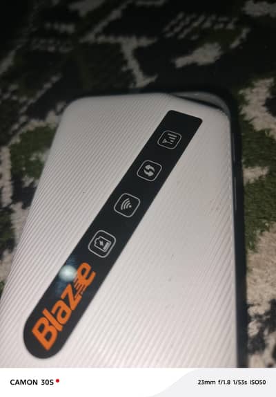 UFONE BLAZE 4G—Device Unlocked All Sims working —Portable Wifi