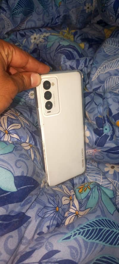 tecno camon 18p 8+5/128 all ok (03315154794)