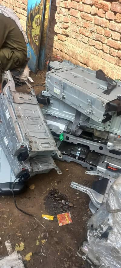 Toyota Prius 1.8 2021 ABS,Toyota prius 1.8 2022 ABS, Prius 1.8 battery