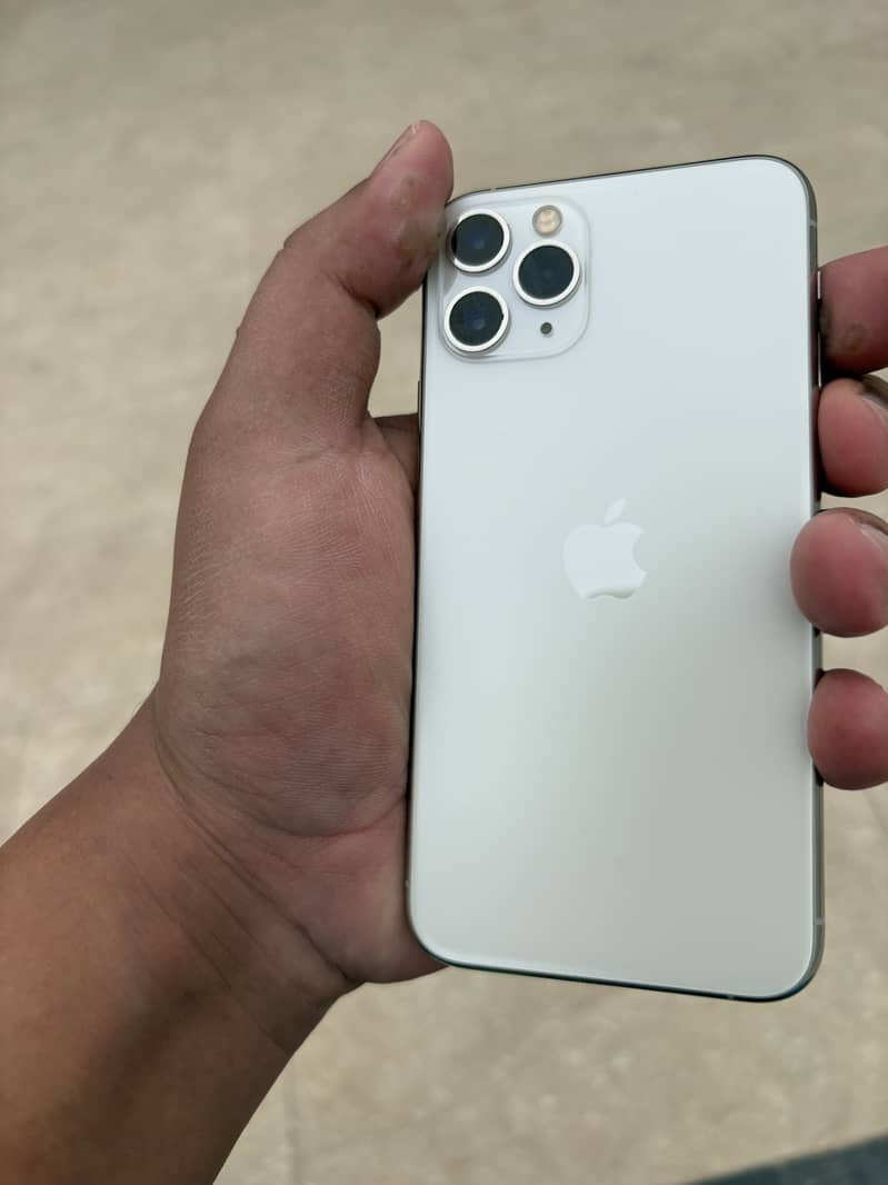 Iphone 11 pro 6