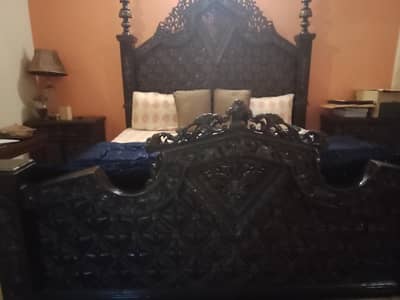 Pure Sheesham Wood Chunauti Design 5-Piece Bed Set with Mattress