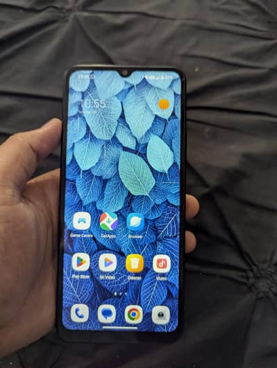 Redmi A3 4/128 in good condition with box charger not availble