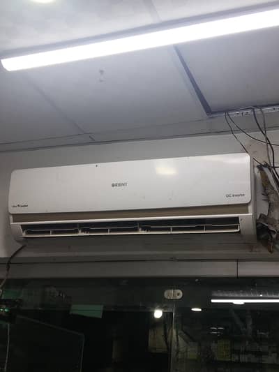 ORIENT AC Dc inverter Ultron comfort