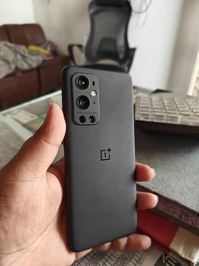 ONEPLUS 9 PRO 12/256 BEAST 10/9.5 NOT A SINGLE SCRECH EXCHANGE