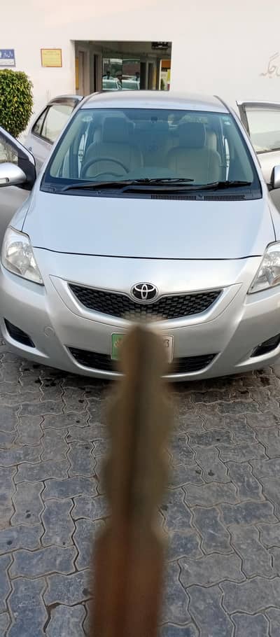 Toyota Belta 9/13.  (0300-6494675)