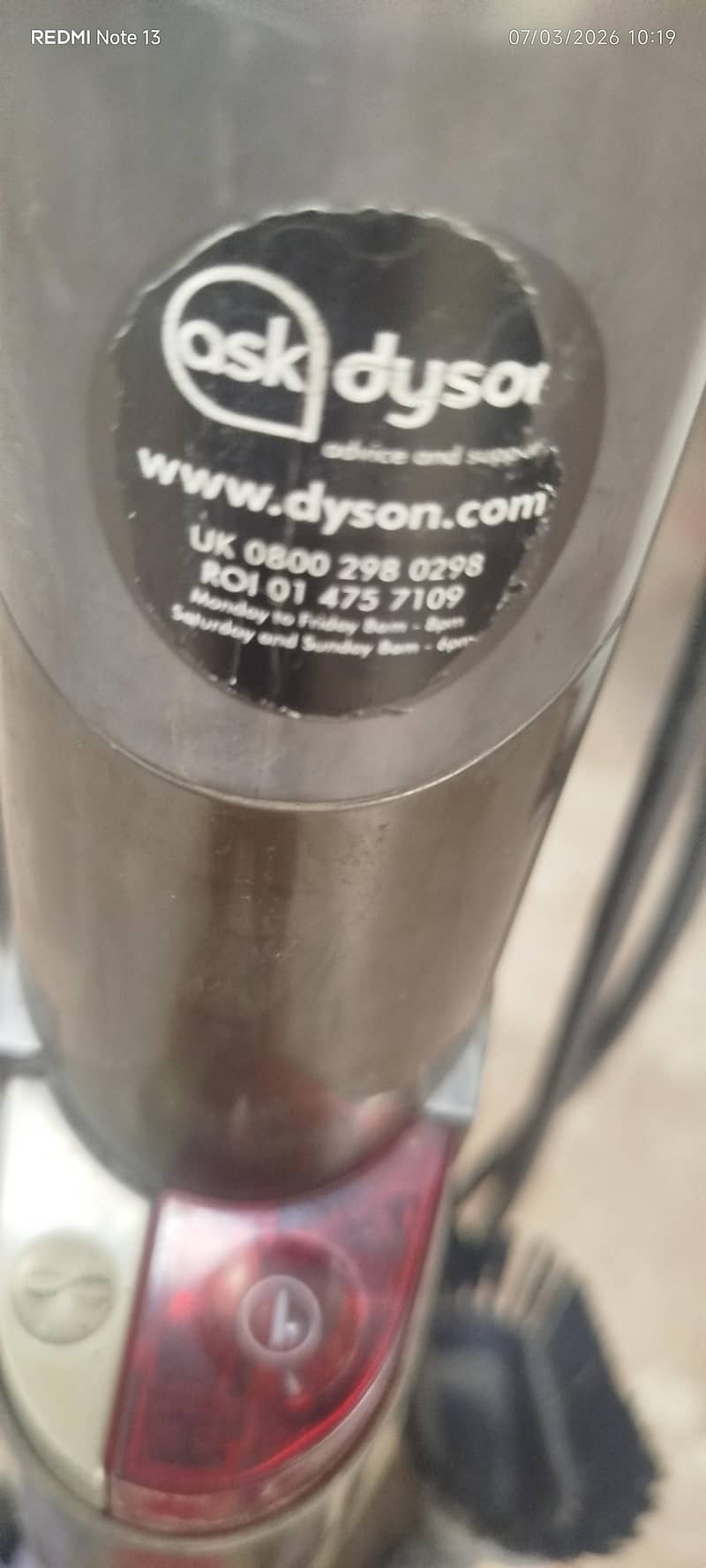 Dyson Dc40 vacuum cleaner/Hover 6