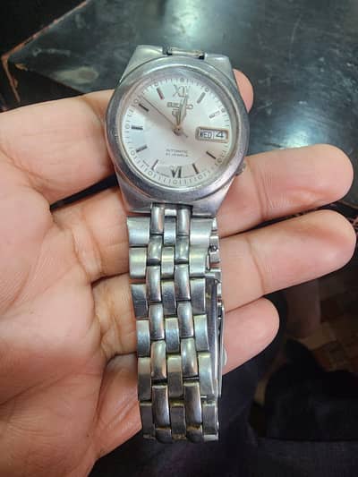 Seiko 5 automatic 21 jewels Japan made 100% Purchase by sudia arbia