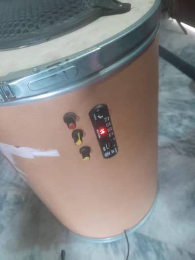 Custom Made Bluetooth & AUX Speaker with remote control