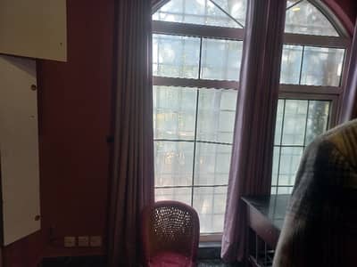 F8 Semi Furnished Beautiful Open Lower Portion