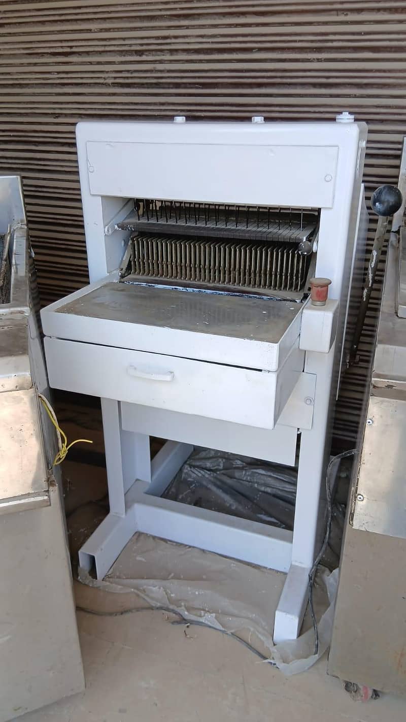 BREAD CUTTER [IMPORTED] 1