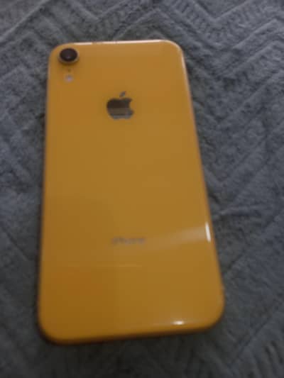 I phone xr 64 gb jv