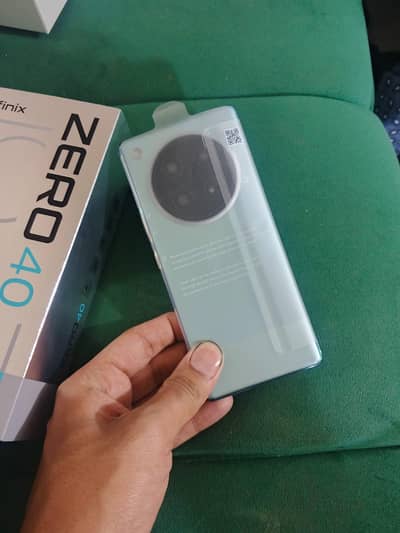 INFINIX ZERO 40 8/256 3 MONTHS USED
