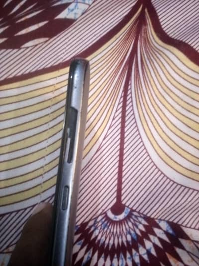moto E5 play 2/16 hai board khrb hai Baki sub okay hai