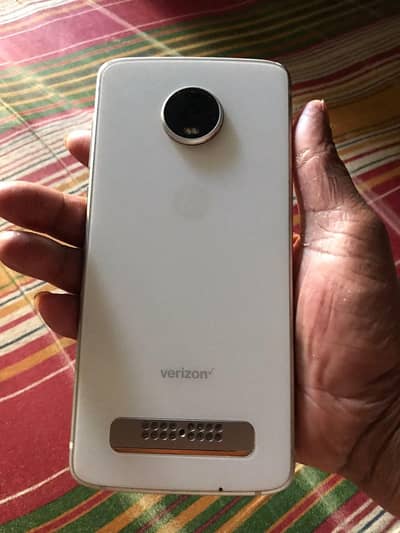 Motorola Moto Z4