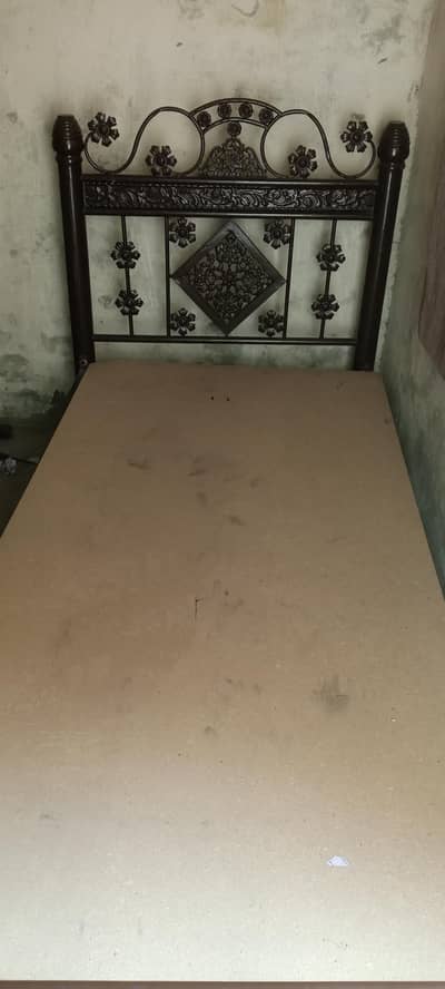 Iron single bed