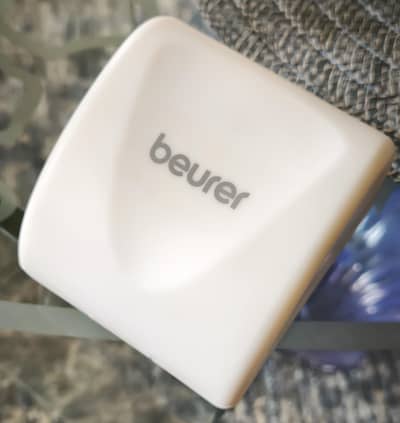 BLOOD PRESSURE MONITOR